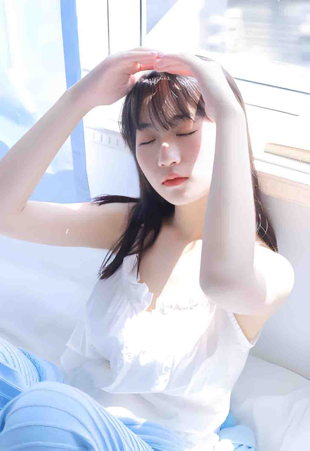 广西巨乳健身网红【黄翘翘】线上卖骚翻车，私拍自慰视频勾引金主约炮，大量性爱视频被报复流出！